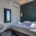Hotell Oia Suites 3*