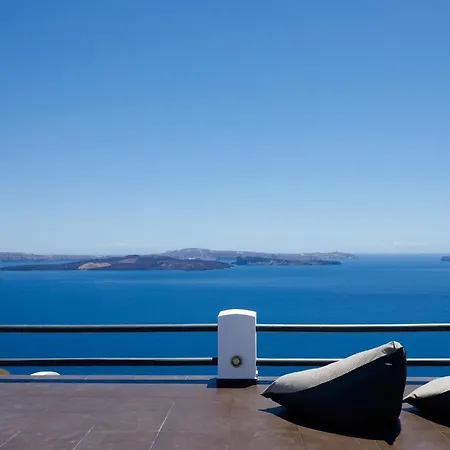 Oia Suites Hotel