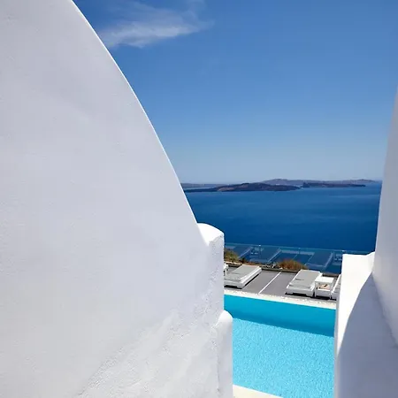 Hotel Oia Suites 3*