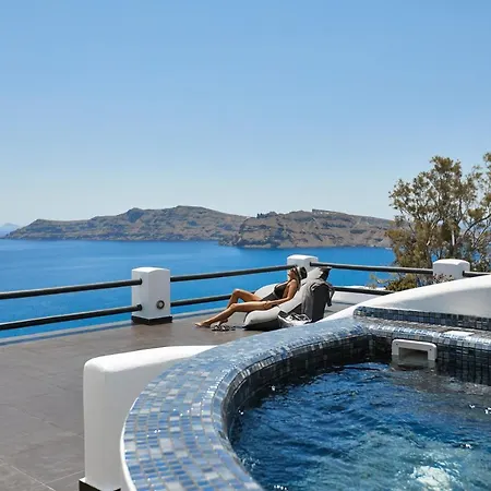 Hotel Oia Suites 3*
