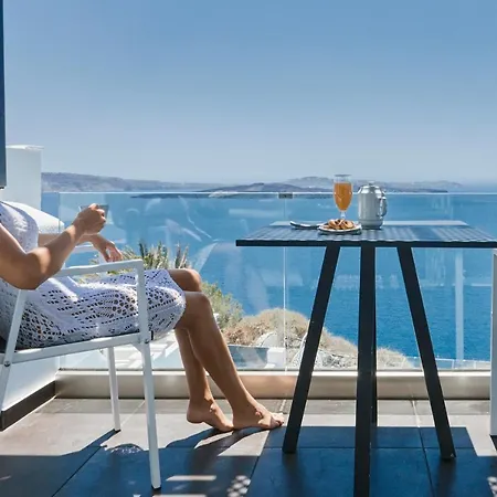 Oia Suites