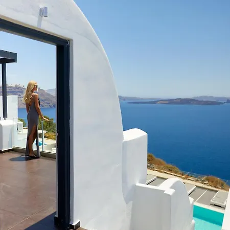 Hotel Oia Suites 3*