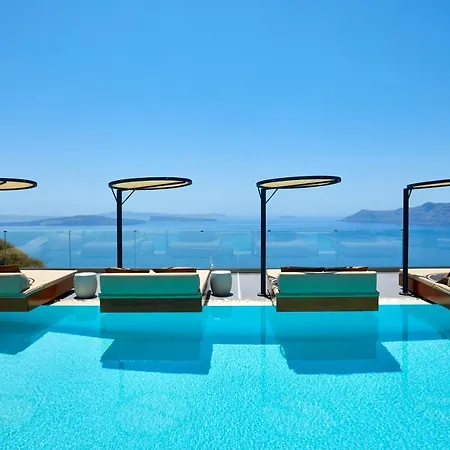 Oia Suites Hotel 3*