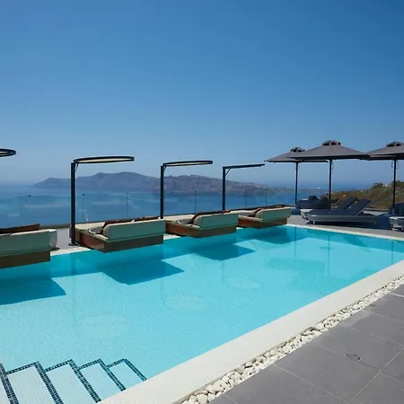 Hotel Oia Suites 3*