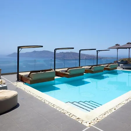 Oia Suites Hotel