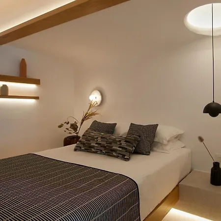 Oia Suites 3*