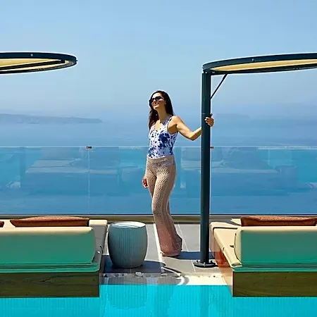 Oia Suites Hotel