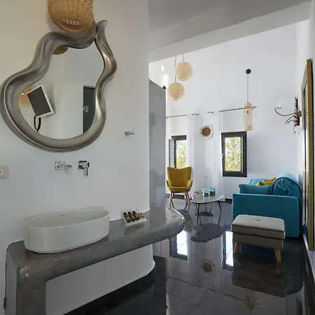 Oia Suites Oia