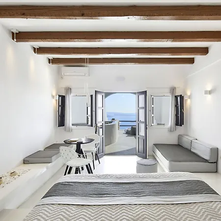 Oia Suites 3* Oia