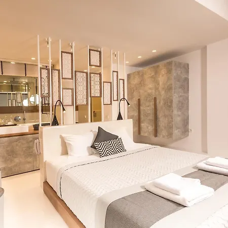 Hotel Oia Suites 3*