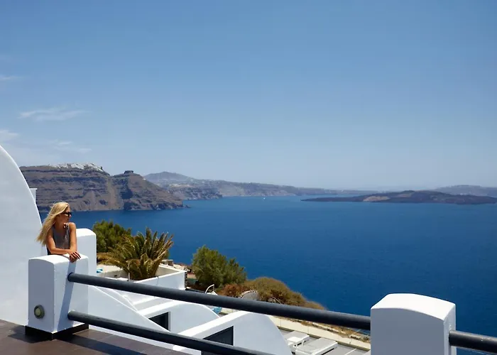 Oia Suites Otel 3*