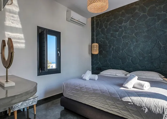 Otel Oia Suites 3*