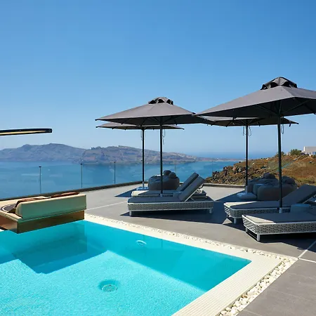 Hotel Oia Suites 3*