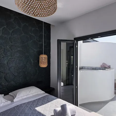 Oia Suites אויה