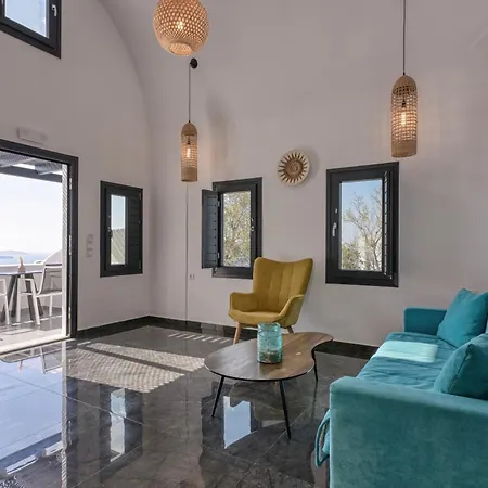Oia Suites 3*