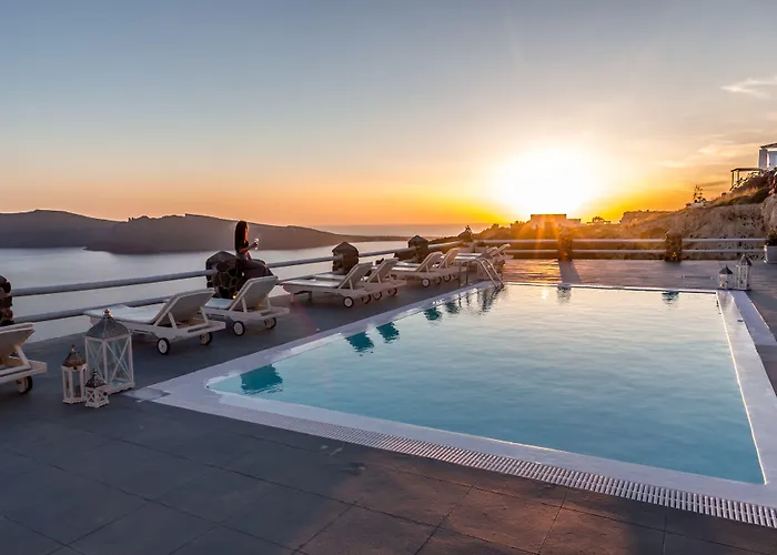 Oia Suites 3*