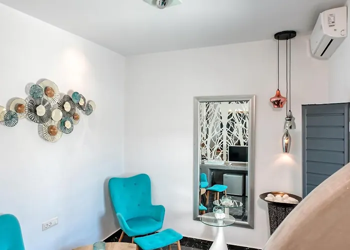 Oia Suites Hotel Oia (Santorini)